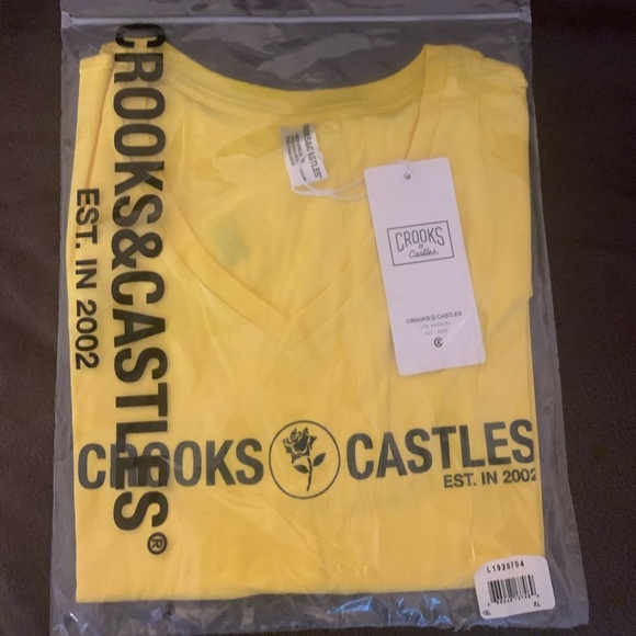 ⛓️ Crooks & Castles Tee - Picture 2 of 2